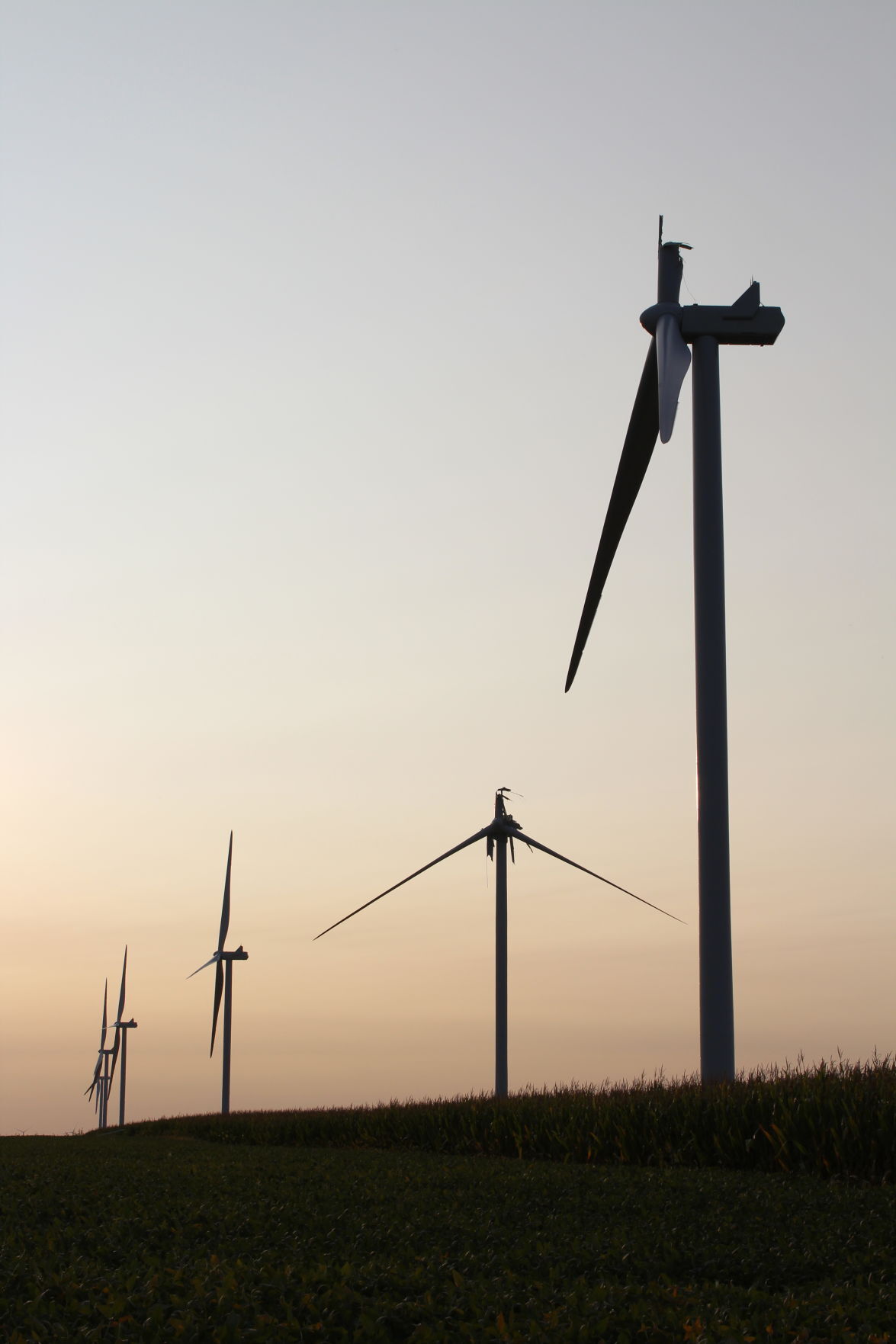 092920-blm-loc-3windfarm